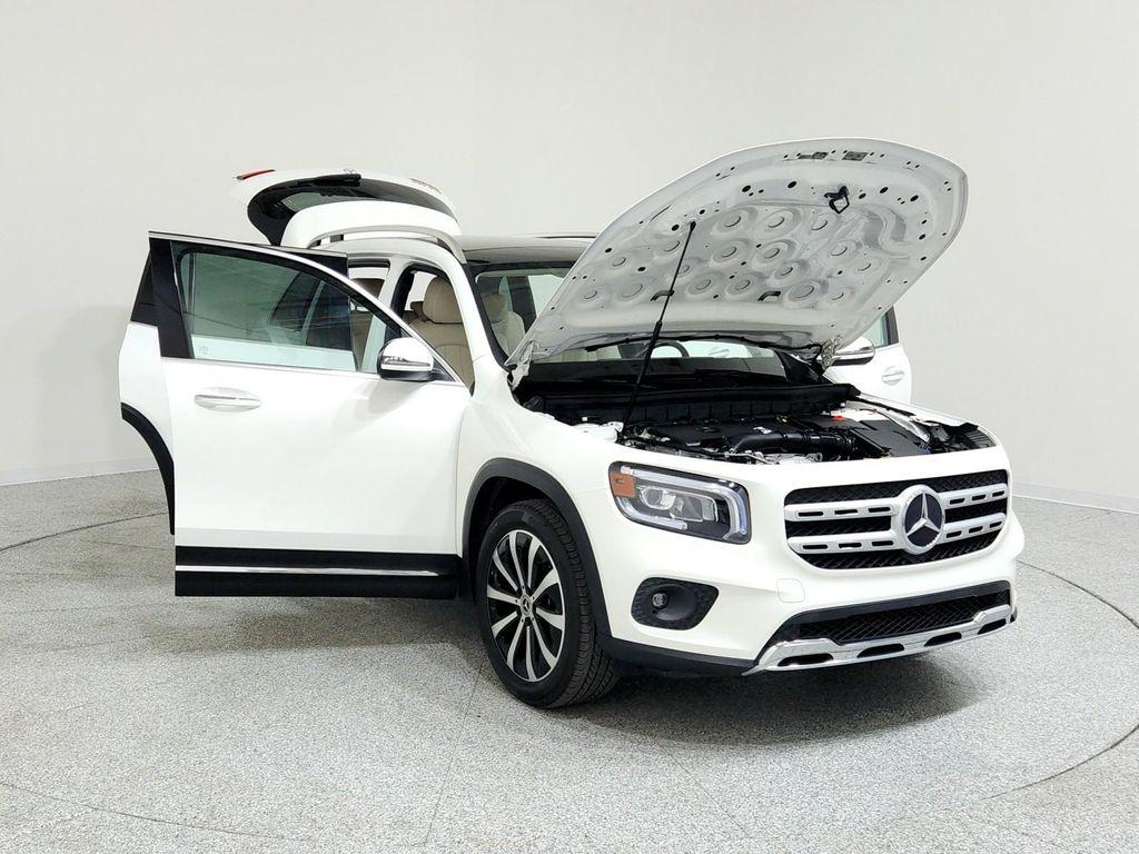 used 2021 Mercedes-Benz GLB 250 car, priced at $28,994