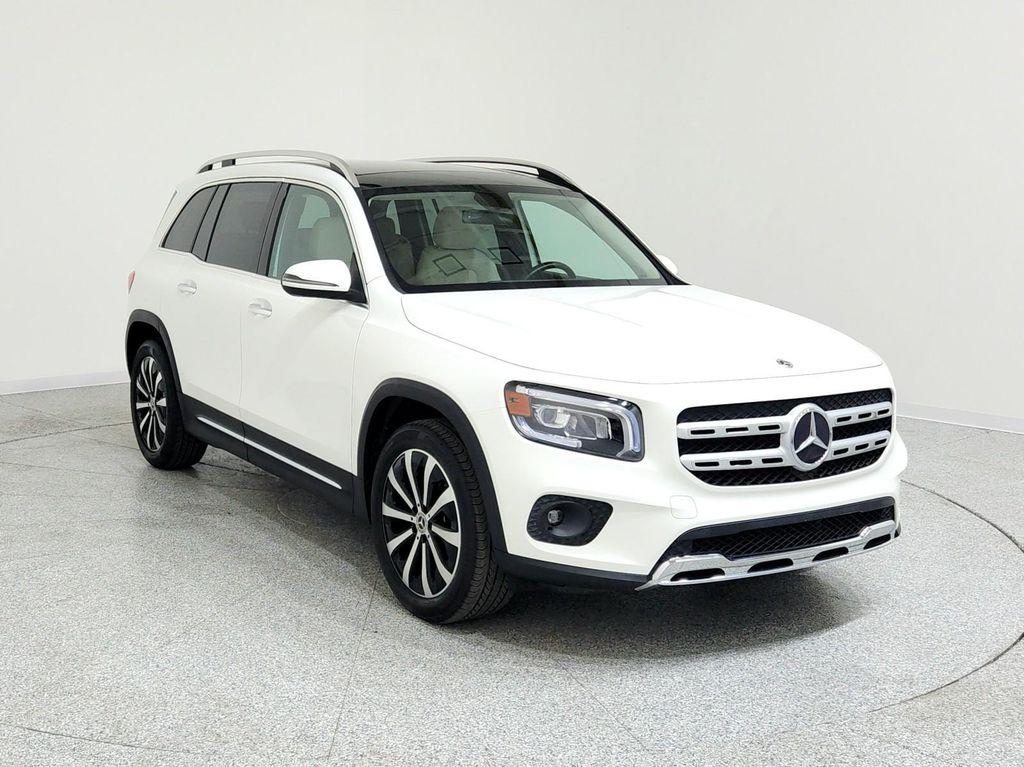 used 2021 Mercedes-Benz GLB 250 car, priced at $28,994