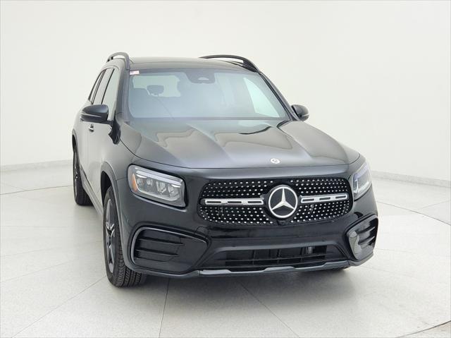 new 2024 Mercedes-Benz GLB 250 car, priced at $52,455