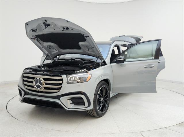 new 2025 Mercedes-Benz GLS 450 car, priced at $109,280