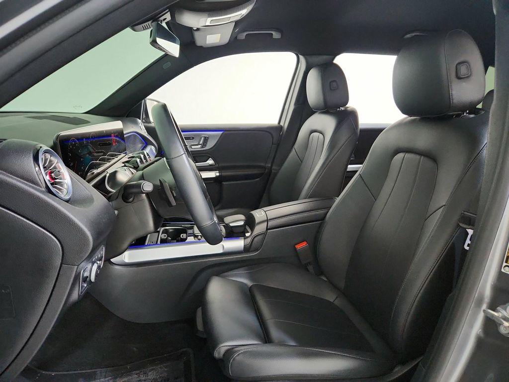used 2023 Mercedes-Benz GLB 250 car, priced at $25,550