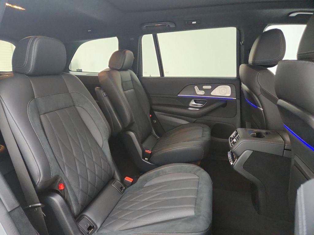 new 2025 Mercedes-Benz AMG GLS 63 car, priced at $162,975
