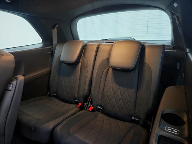 new 2025 Mercedes-Benz AMG GLS 63 car, priced at $162,975