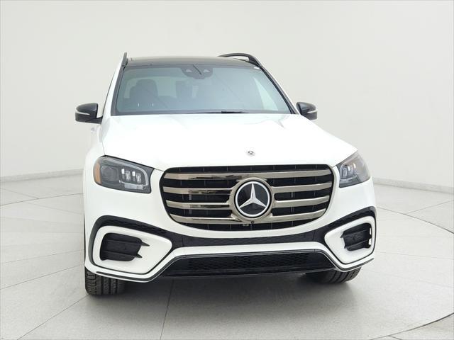 new 2025 Mercedes-Benz GLS 580 car, priced at $119,255