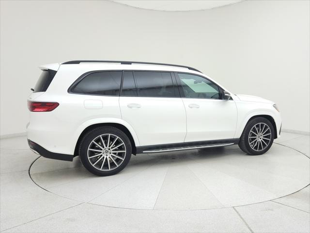 new 2025 Mercedes-Benz GLS 580 car, priced at $119,255