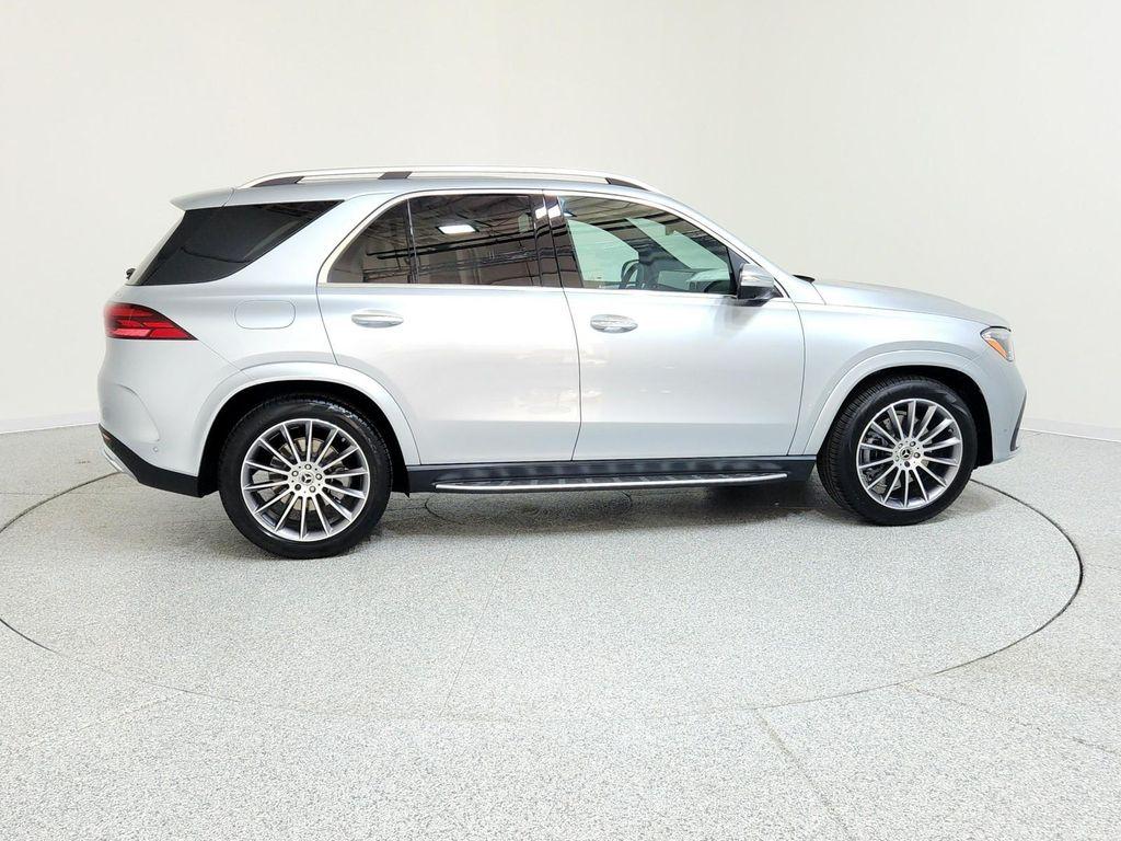 new 2026 Mercedes-Benz GLE 450 car, priced at $80,915