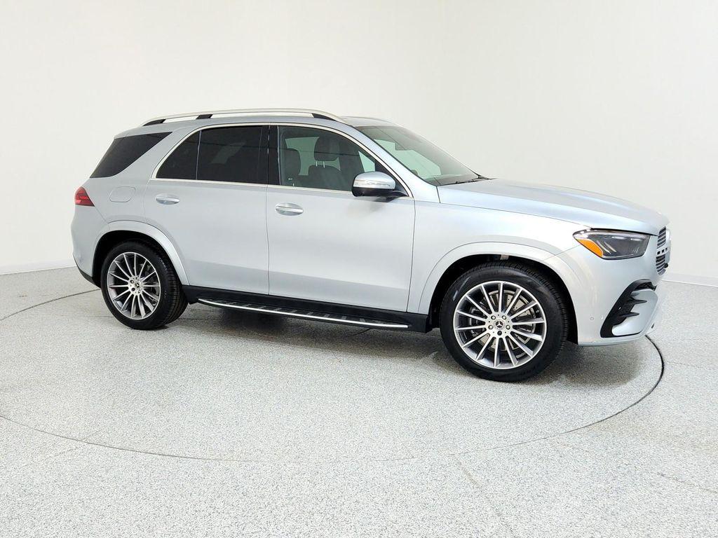 new 2026 Mercedes-Benz GLE 450 car, priced at $80,915