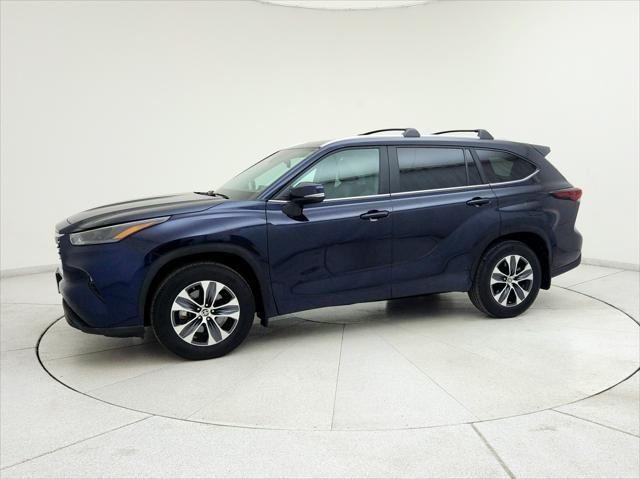 used 2024 Toyota Highlander car, priced at $42,393