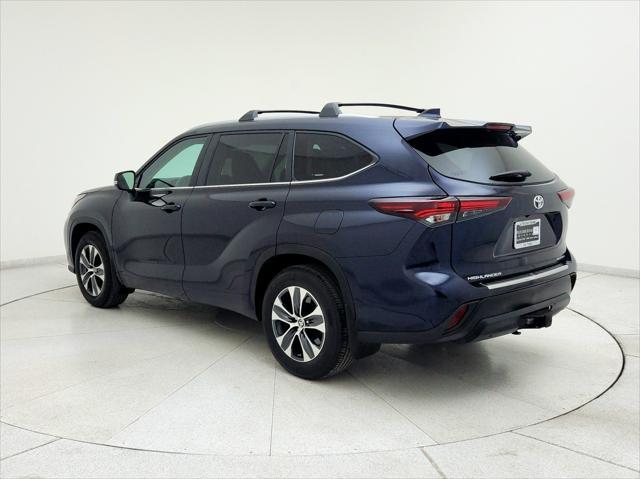 used 2024 Toyota Highlander car, priced at $42,393