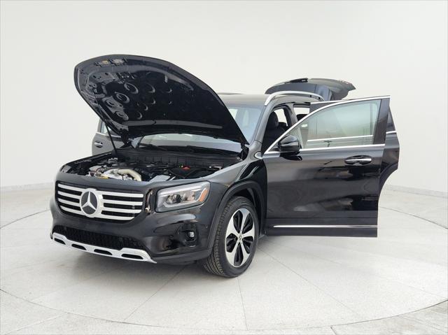 used 2024 Mercedes-Benz GLB 250 car, priced at $46,400