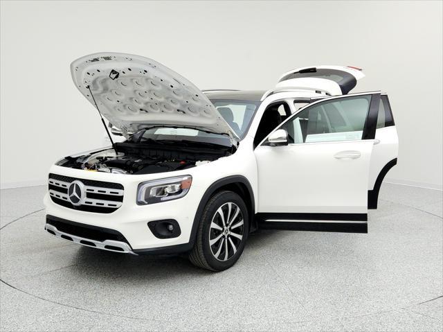 used 2021 Mercedes-Benz GLB 250 car, priced at $32,493
