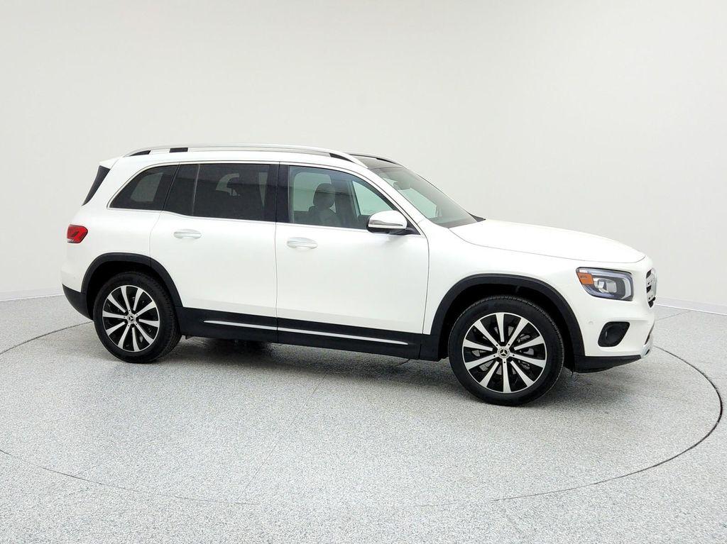 used 2021 Mercedes-Benz GLB 250 car, priced at $28,881