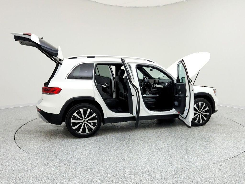 used 2021 Mercedes-Benz GLB 250 car, priced at $28,881