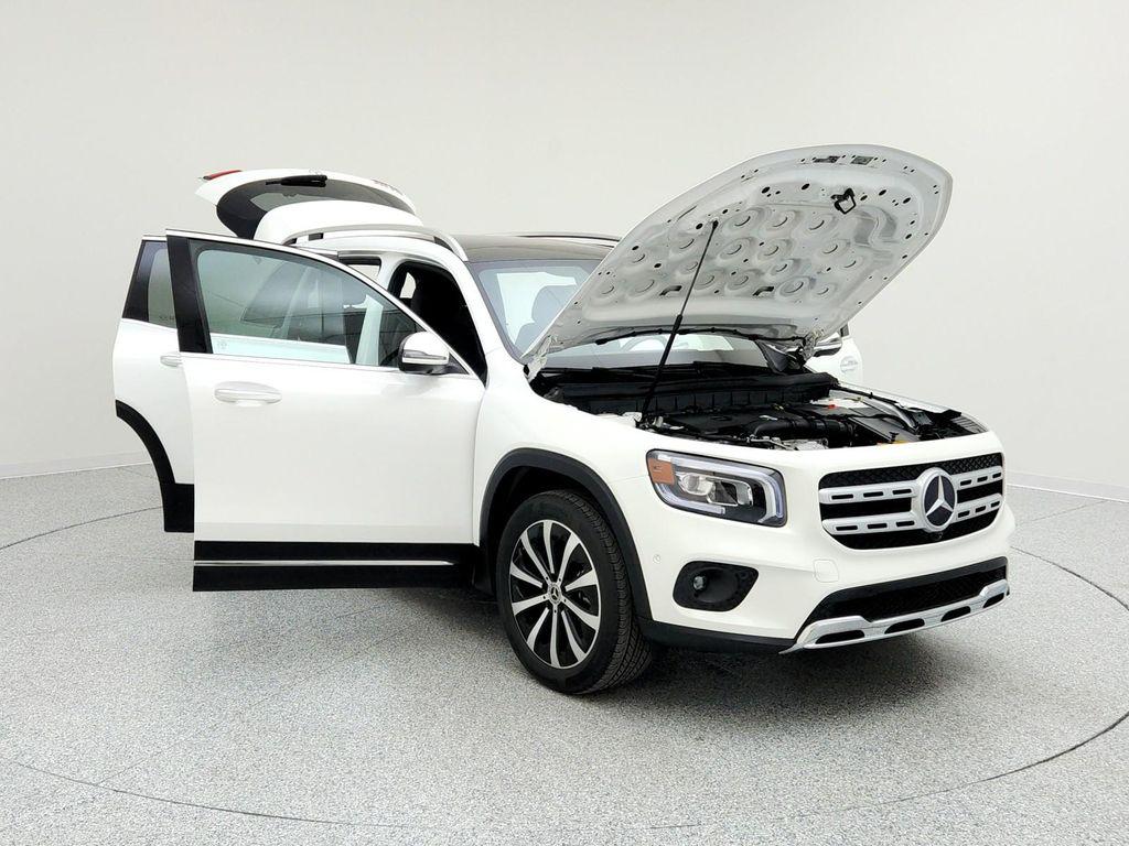 used 2021 Mercedes-Benz GLB 250 car, priced at $28,881