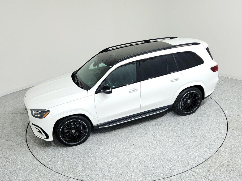 new 2026 Mercedes-Benz GLS 580 car, priced at $122,995
