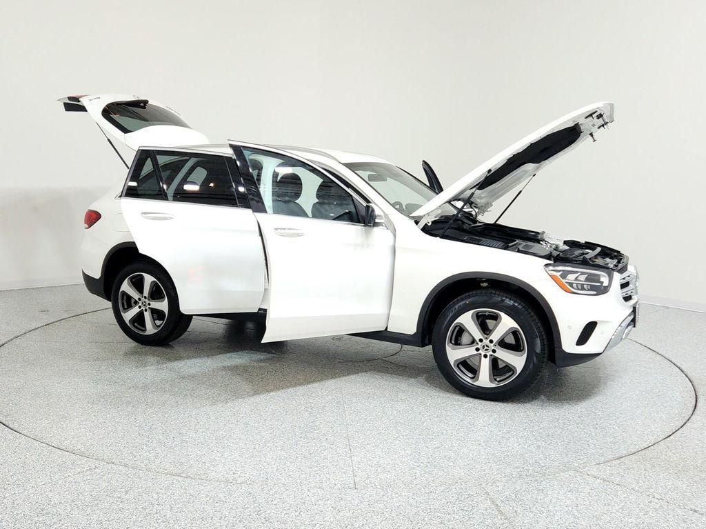 used 2022 Mercedes-Benz GLC 300 car, priced at $37,774