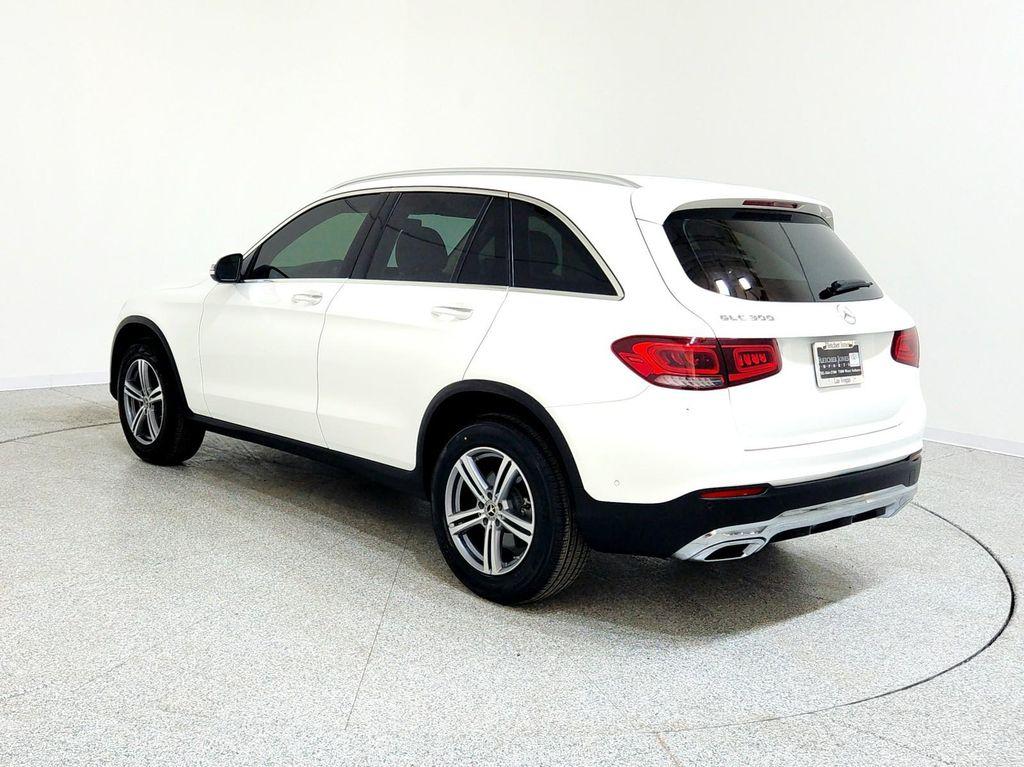 used 2021 Mercedes-Benz GLC 300 car, priced at $23,994