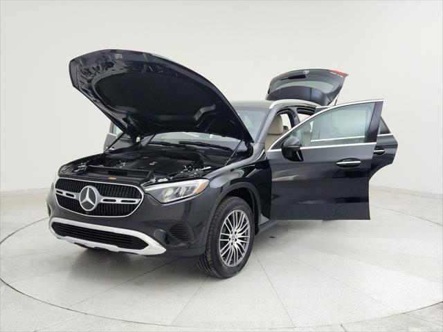 new 2025 Mercedes-Benz GLC 300 car, priced at $53,120