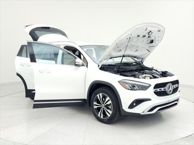 new 2025 Mercedes-Benz GLA 250 car, priced at $47,320