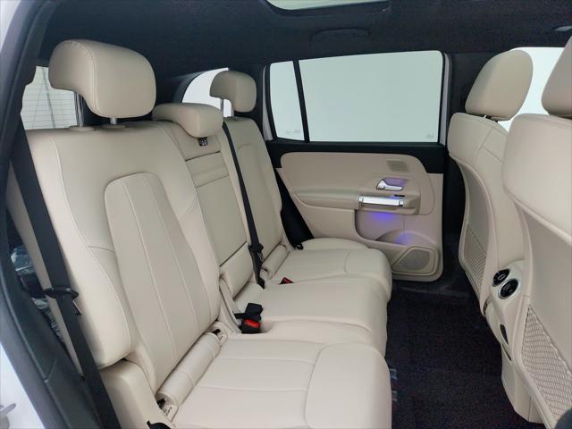 new 2025 Mercedes-Benz GLB 250 car, priced at $50,170