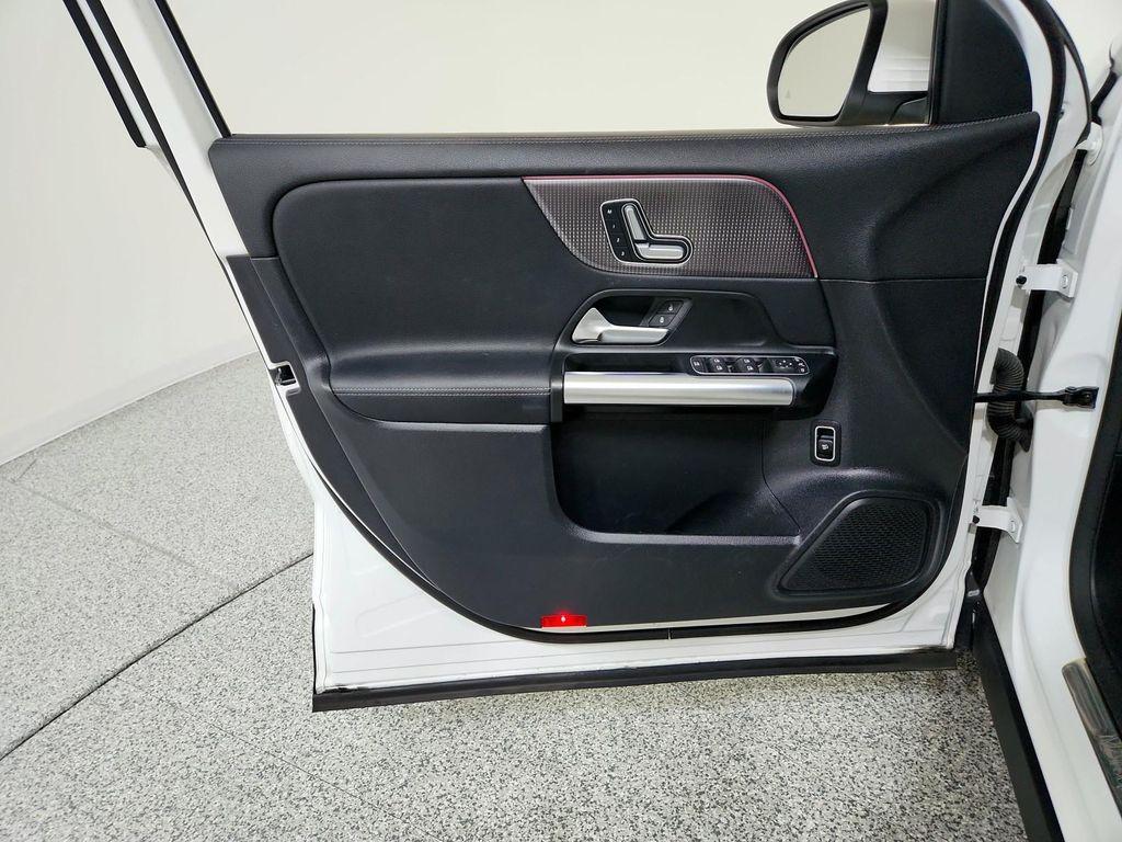 used 2023 Mercedes-Benz GLA 250 car, priced at $29,992