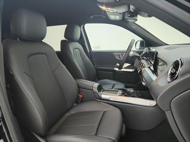 new 2025 Mercedes-Benz GLB 250 car, priced at $44,550