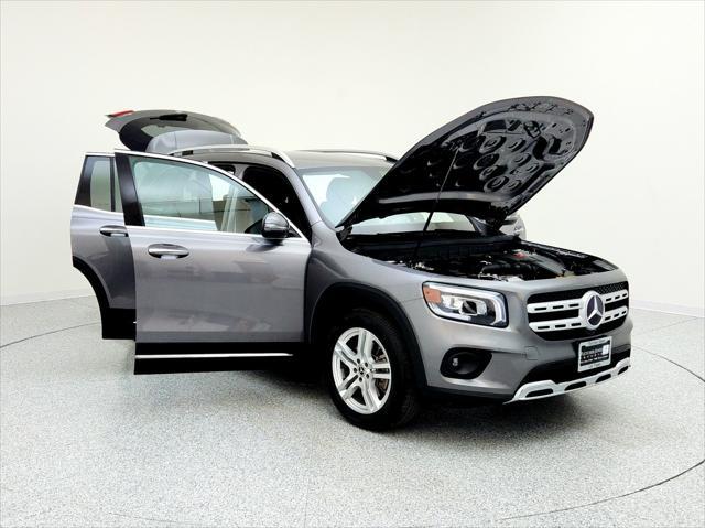 used 2021 Mercedes-Benz GLB 250 car, priced at $25,994