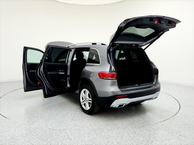 used 2021 Mercedes-Benz GLB 250 car, priced at $25,994
