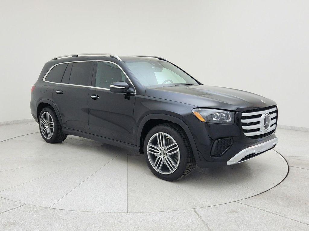 new 2025 Mercedes-Benz GLS 450 car, priced at $95,405