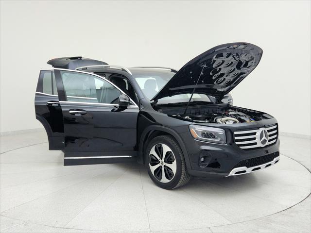 used 2024 Mercedes-Benz GLB 250 car, priced at $46,400