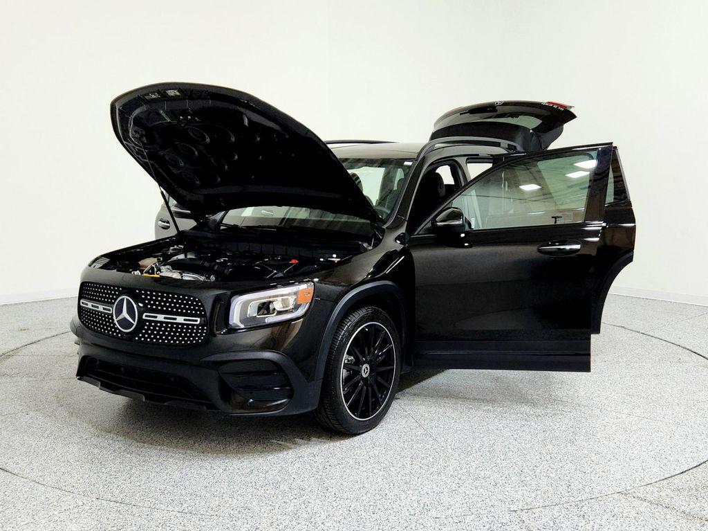 used 2023 Mercedes-Benz GLB 250 car, priced at $29,592