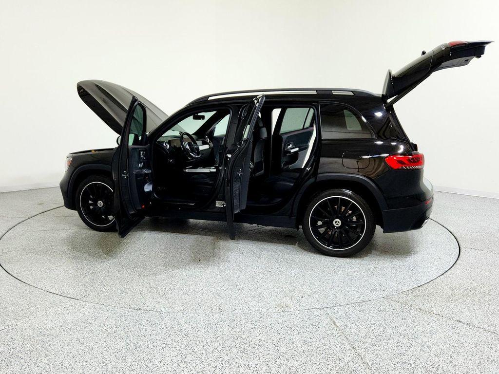 used 2023 Mercedes-Benz GLB 250 car, priced at $29,592