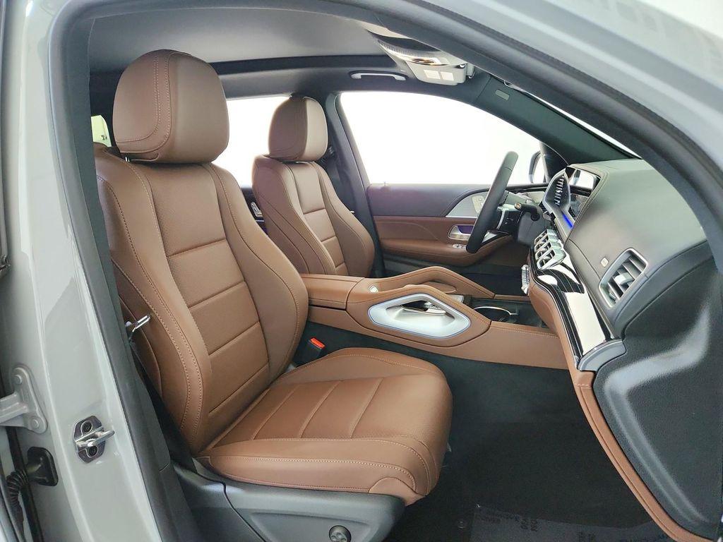 new 2026 Mercedes-Benz GLS 450 car, priced at $100,450
