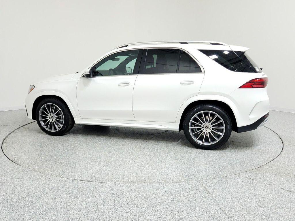 new 2026 Mercedes-Benz GLE 450 car, priced at $81,865