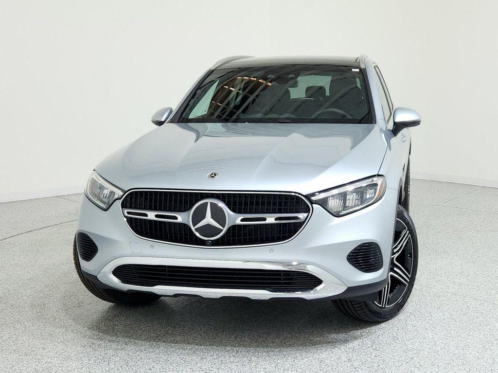 new 2026 Mercedes-Benz GLC 300 car, priced at $60,305