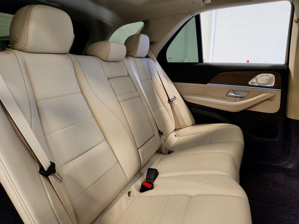 new 2025 Mercedes-Benz GLE 350 car, priced at $68,275