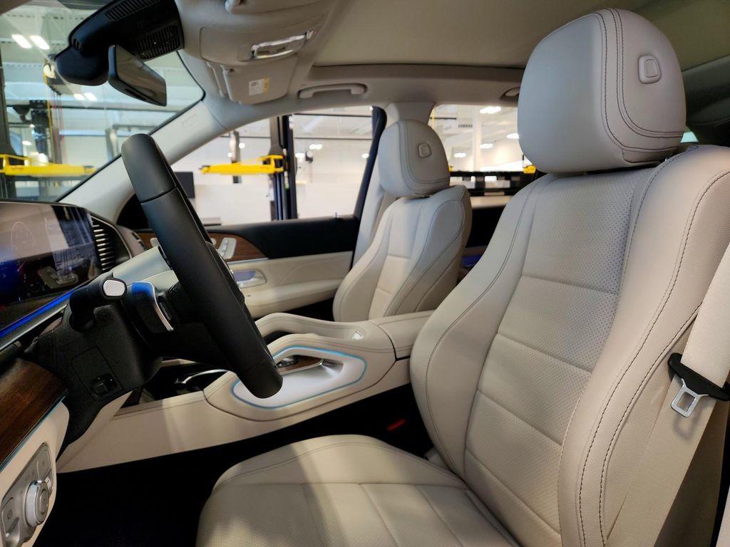 new 2025 Mercedes-Benz GLE 350 car, priced at $68,275