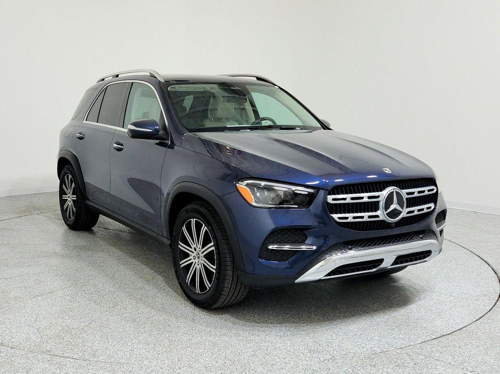 new 2025 Mercedes-Benz GLE 350 car, priced at $68,275