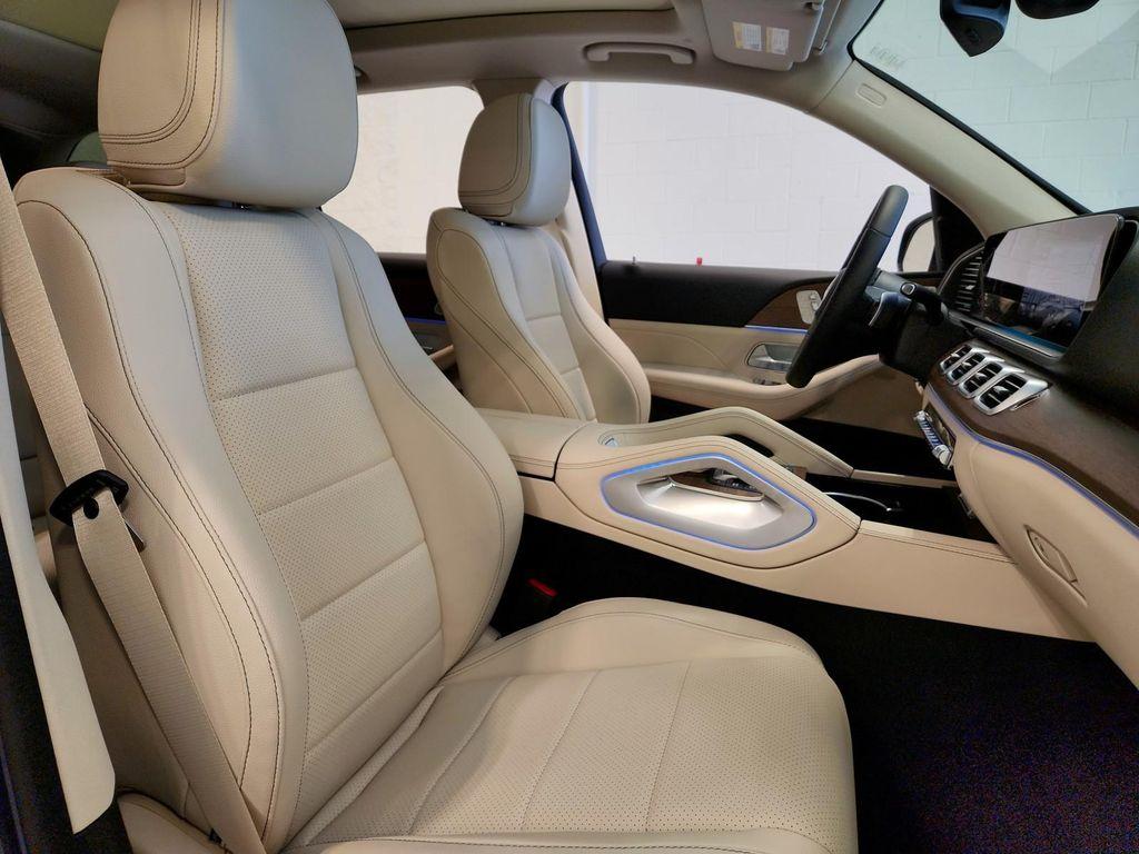 new 2025 Mercedes-Benz GLE 350 car, priced at $68,275