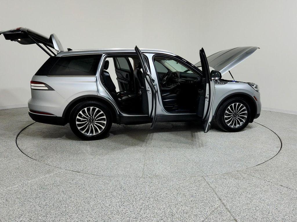 used 2024 Lincoln Aviator car, priced at $48,994