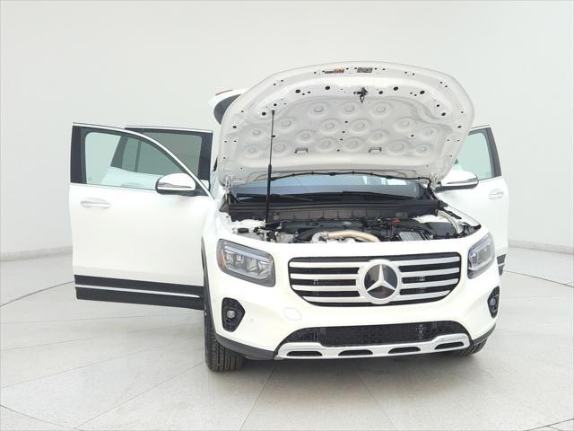 used 2025 Mercedes-Benz GLB 250 car, priced at $41,993