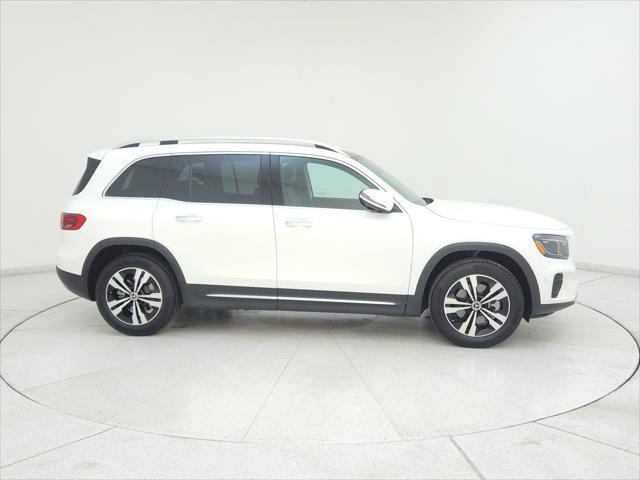 used 2025 Mercedes-Benz GLB 250 car, priced at $41,993