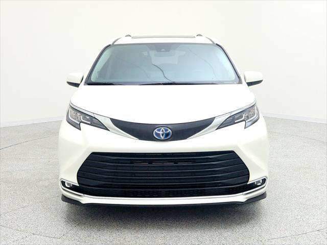 used 2021 Toyota Sienna car, priced at $39,994