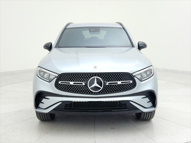 new 2025 Mercedes-Benz GLC 300 car, priced at $57,245