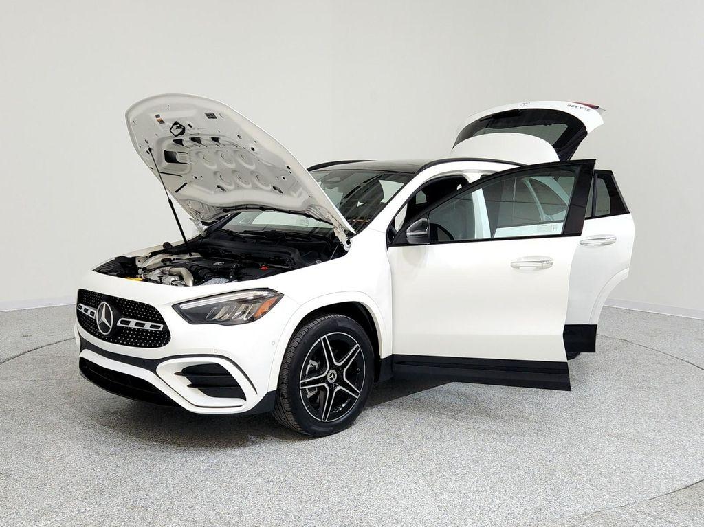 used 2024 Mercedes-Benz GLA 250 car, priced at $35,993