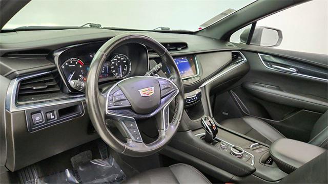 used 2020 Cadillac XT5 car, priced at $18,977