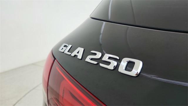 used 2021 Mercedes-Benz GLA 250 car