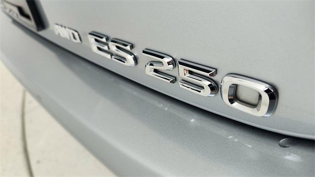 used 2024 Lexus ES 250 car, priced at $39,750