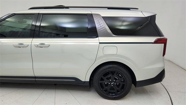 used 2025 Kia Carnival car, priced at $49,450