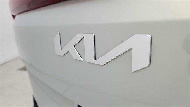 used 2025 Kia Carnival car, priced at $49,450